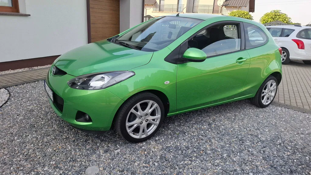 Zdjęcie: 2009 Mazda 2