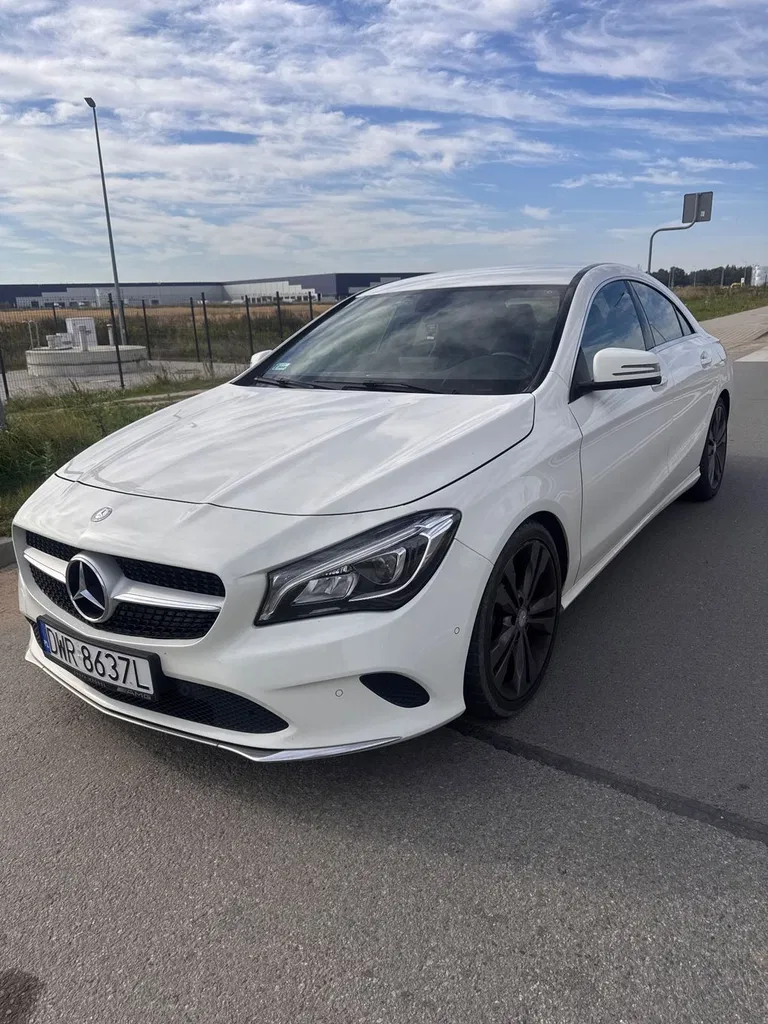 Zdjęcie: 2016 Mercedes-Benz CLA