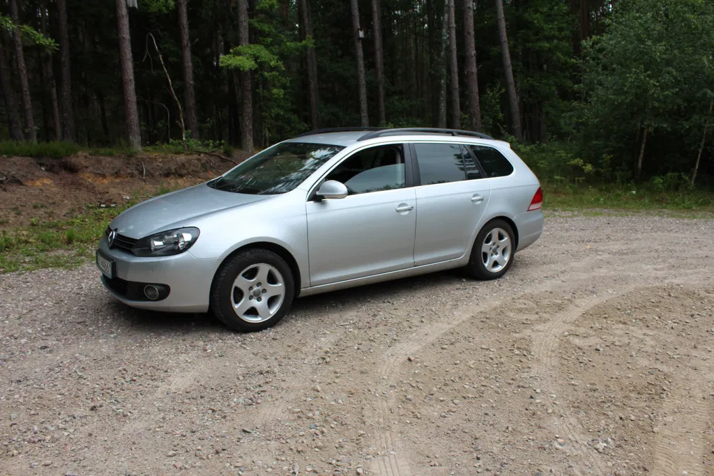 Zdjęcie: 2010 Volkswagen Golf