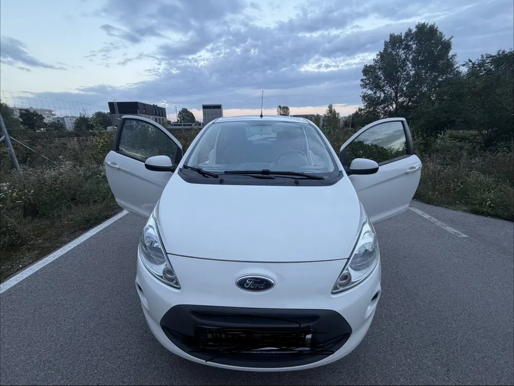 Zdjęcie: 2012 Ford KA
