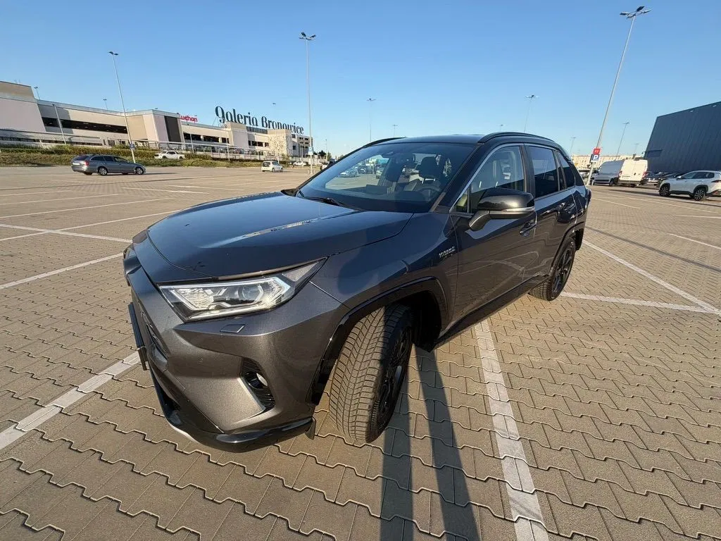 Zdjęcie: 2021 Toyota RAV-4