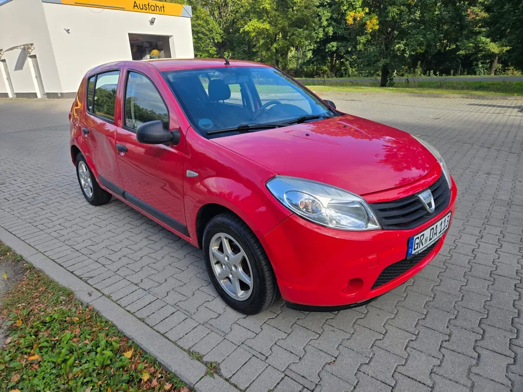 Zdjęcie: 2009 Dacia Sandero