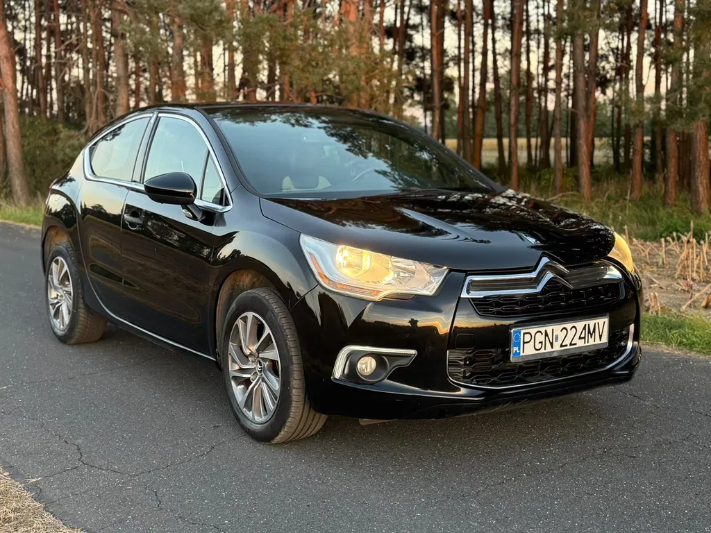 Zdjęcie: 2011 Citroen DS4