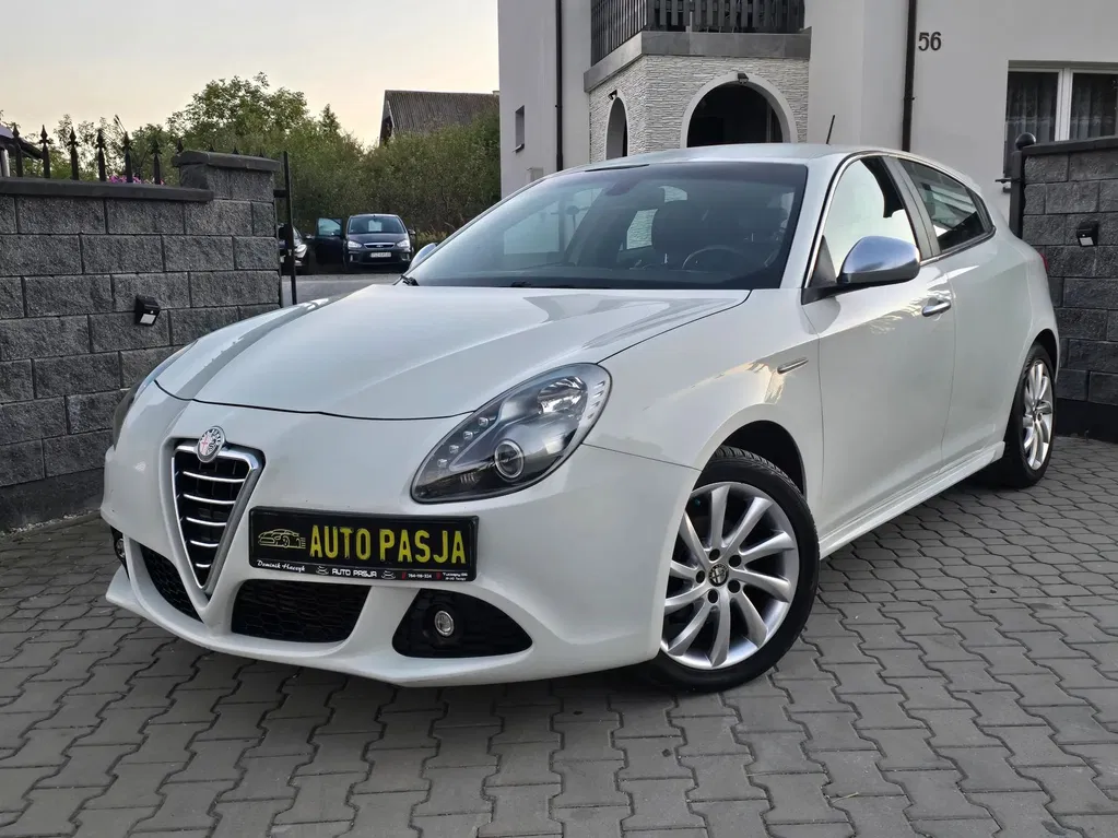 Zdjęcie: 2013 Alfa Romeo Giulietta