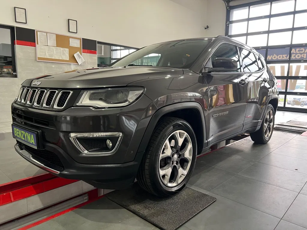 Zdjęcie: 2021 Jeep Compass