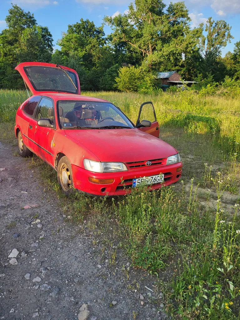 Zdjęcie: 1994 Toyota Corolla