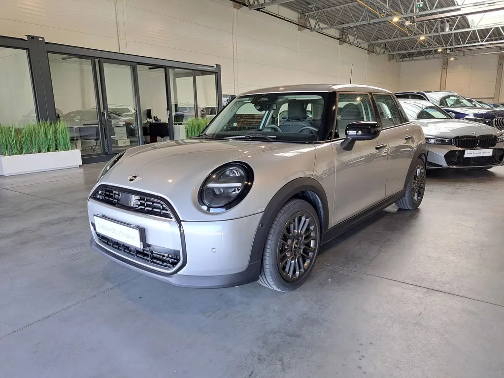 Zdjęcie: 2024 Mini Cooper