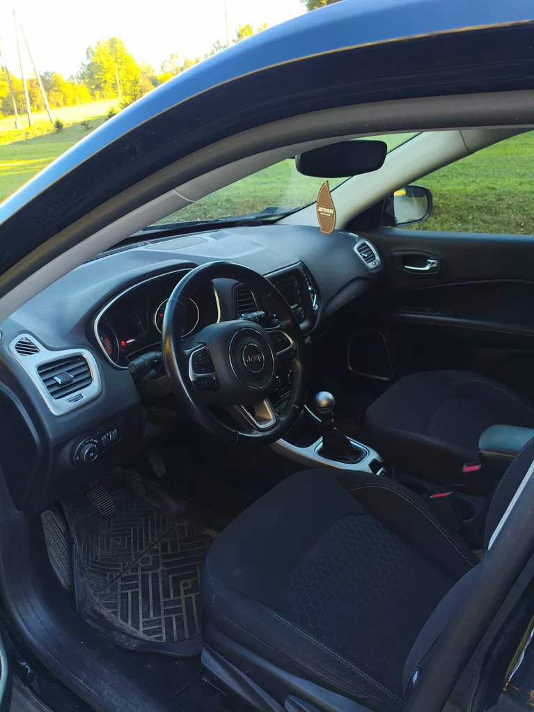 Zdjęcie: 2017 Jeep Compass