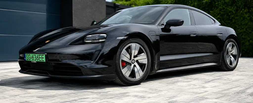 Zdjęcie: 2021 Porsche Taycan