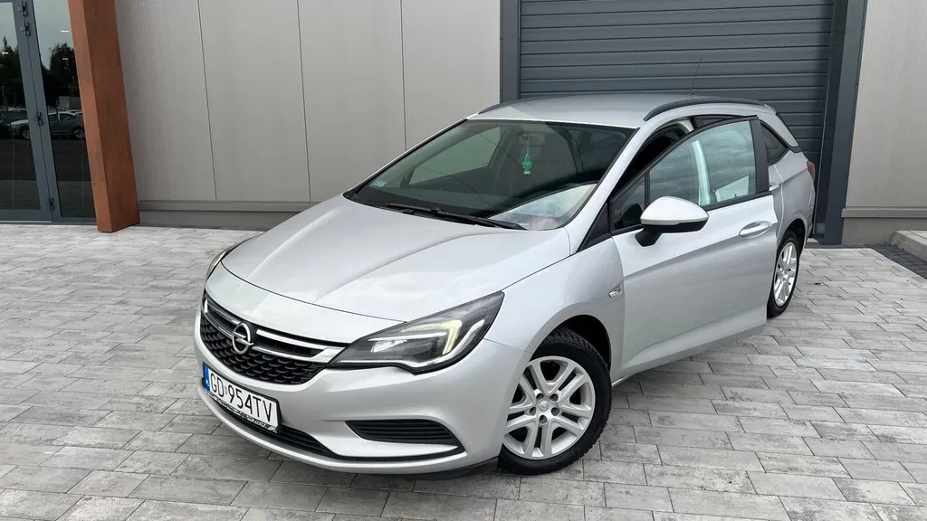 Zdjęcie: 2019 Opel Astra