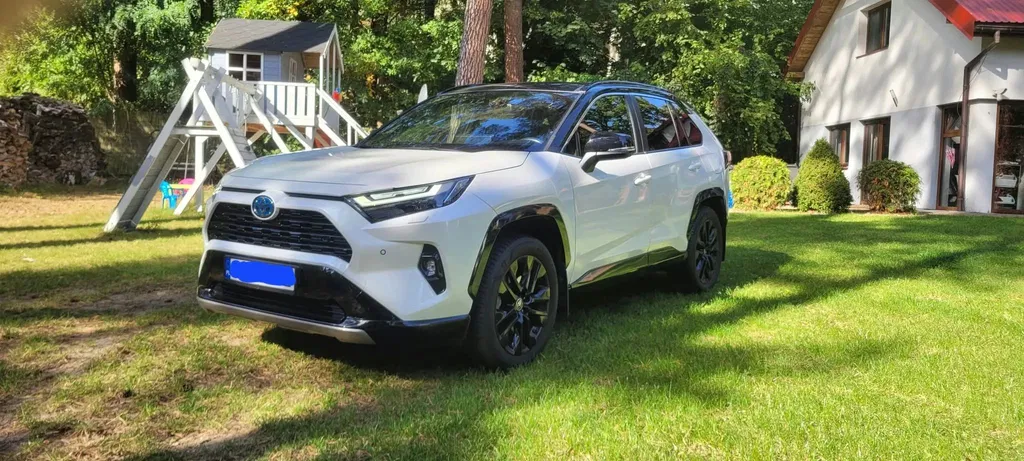 Zdjęcie: 2023 Toyota RAV-4