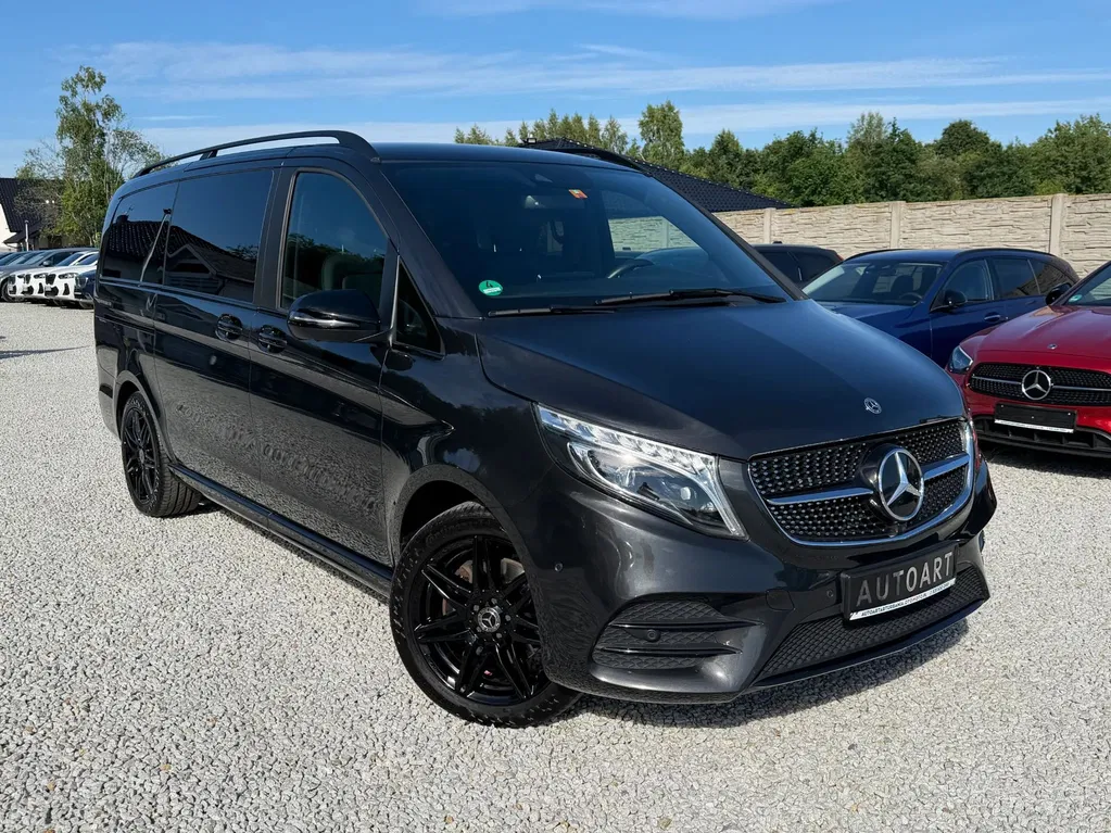 Zdjęcie: 2023 Mercedes-Benz V klasa