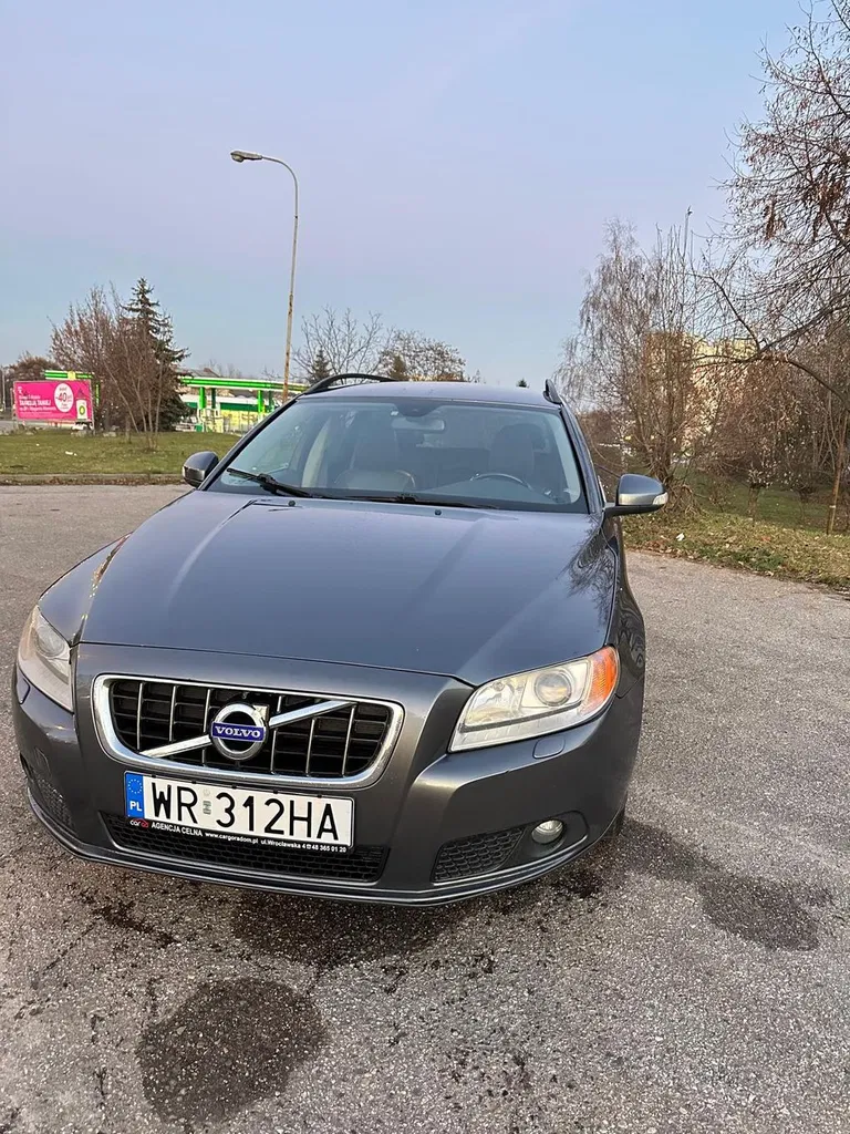 Zdjęcie: 2010 Volvo V70