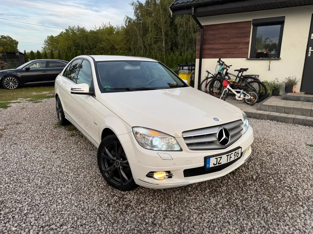 Zdjęcie: 2008 Mercedes-Benz C Klasa