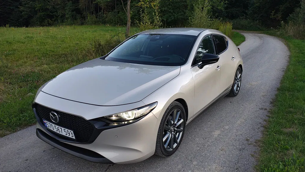 Zdjęcie: 2021 Mazda 3