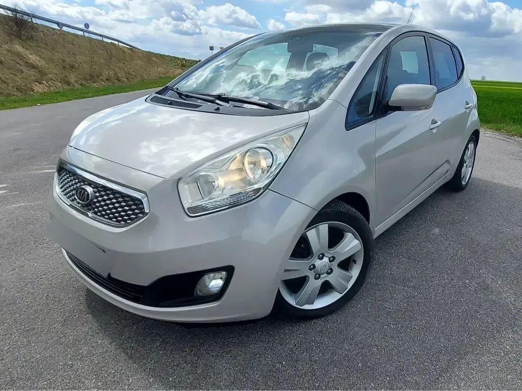 Zdjęcie: 2011 Kia Venga