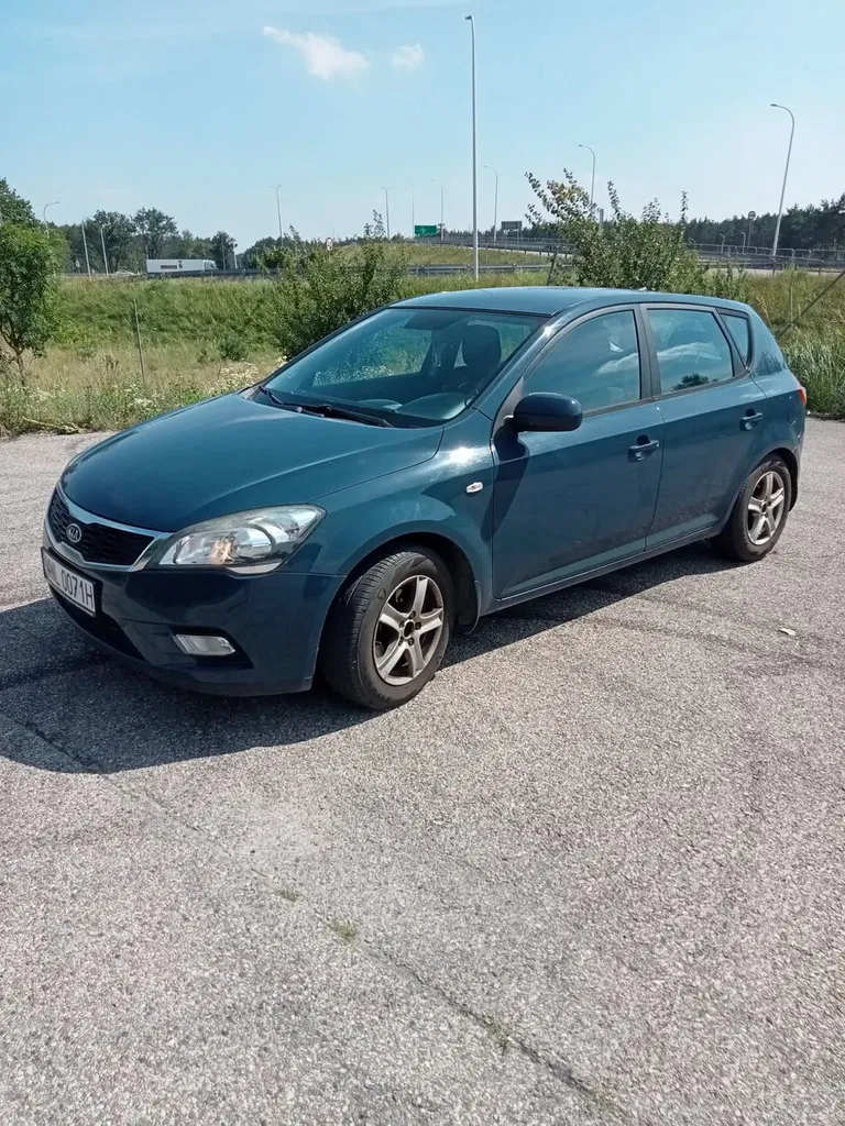 Zdjęcie: 2009 Kia Cee'd