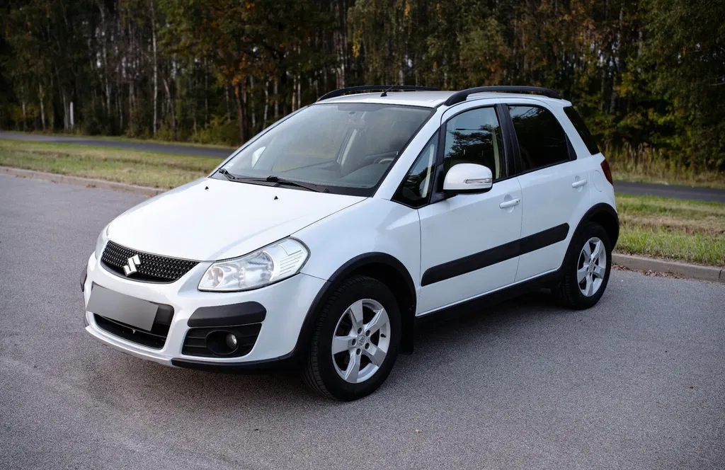Zdjęcie: 2012 Suzuki SX4