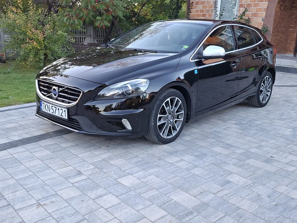 Zdjęcie: 2015 Volvo V40