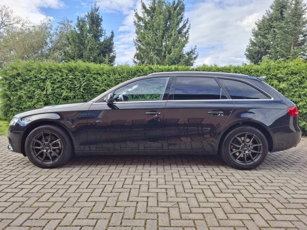 Zdjęcie: 2010 Audi A4 Avant