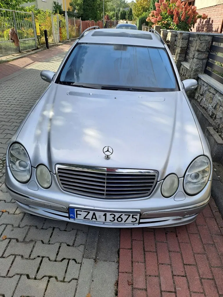 Zdjęcie: 2003 Mercedes-Benz E Klasa