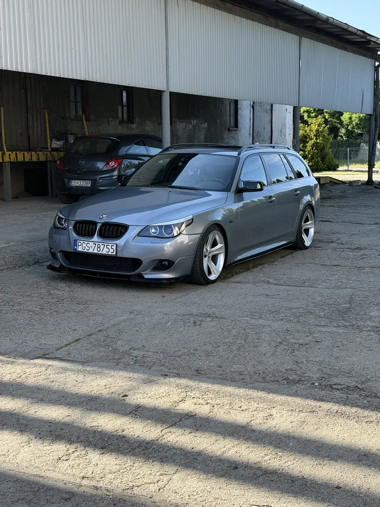 Zdjęcie: 2004 BMW Seria 5