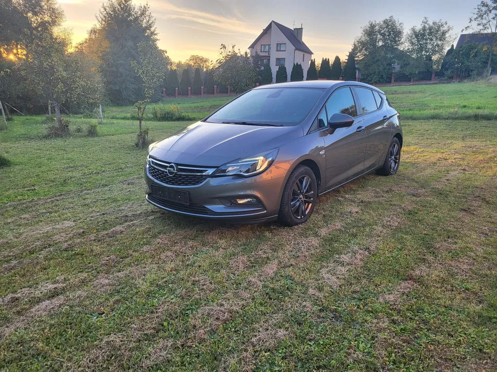 Zdjęcie: 2019 Opel Astra