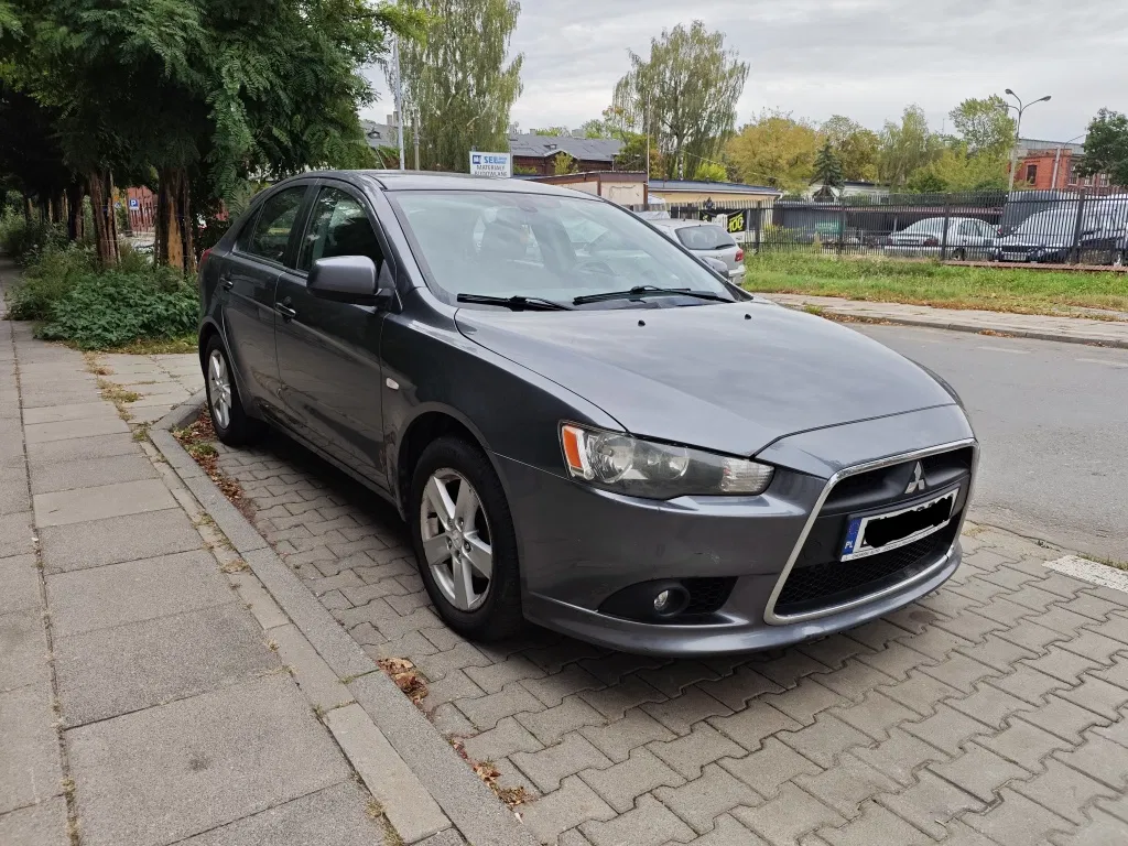 Zdjęcie: 2009 Mitsubishi Lancer