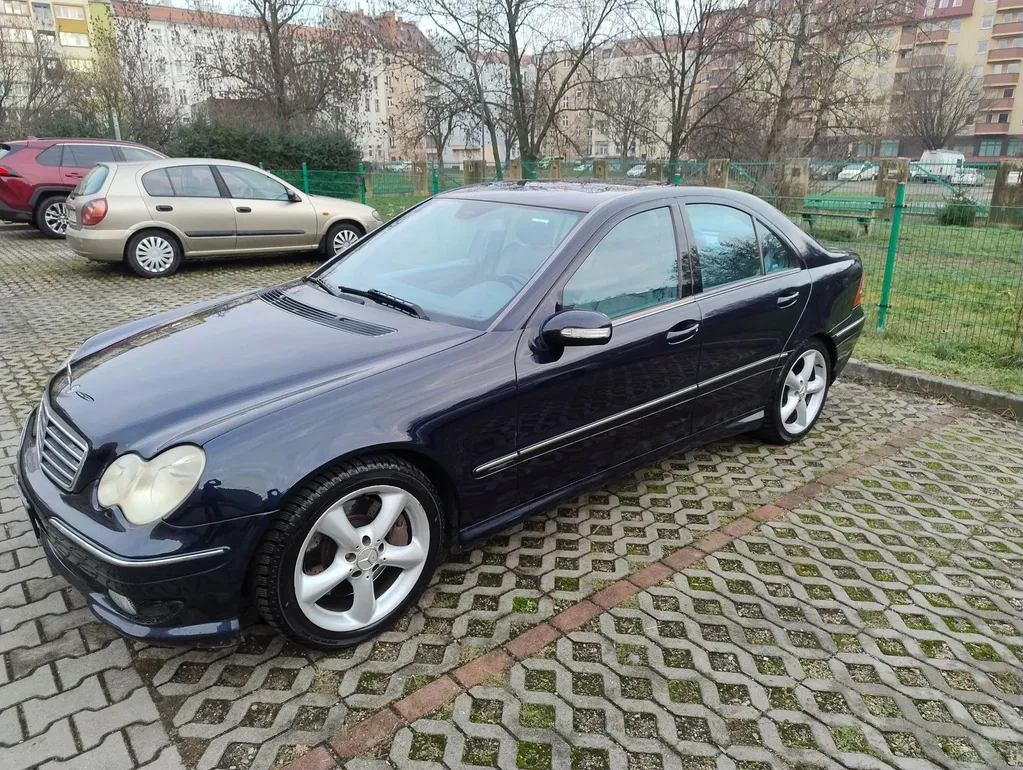 Zdjęcie: 2005 Mercedes-Benz C Klasa