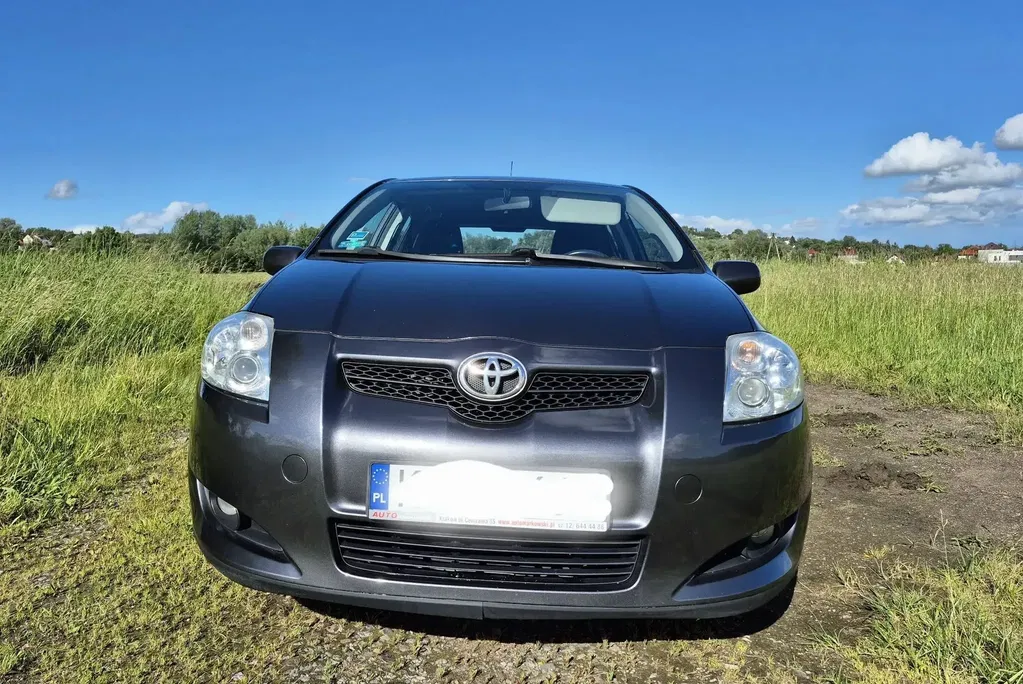 Zdjęcie: 2008 Toyota Auris