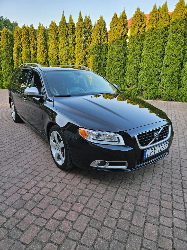 Zdjęcie: 2011 Volvo V70