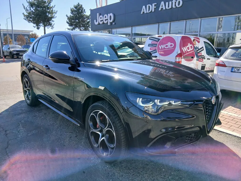 Zdjęcie: 2023 Alfa Romeo Stelvio