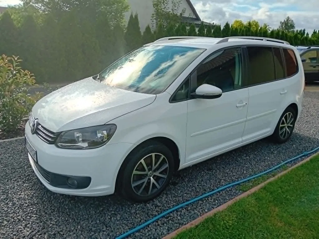 Zdjęcie: 2014 Volkswagen Touran