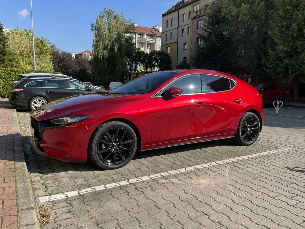 Zdjęcie: 2023 Mazda 3