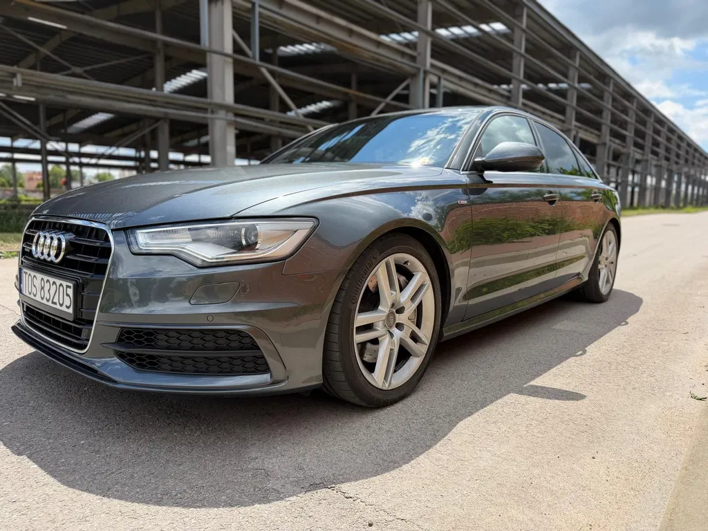 Zdjęcie: 2012 Audi A6 Limousine