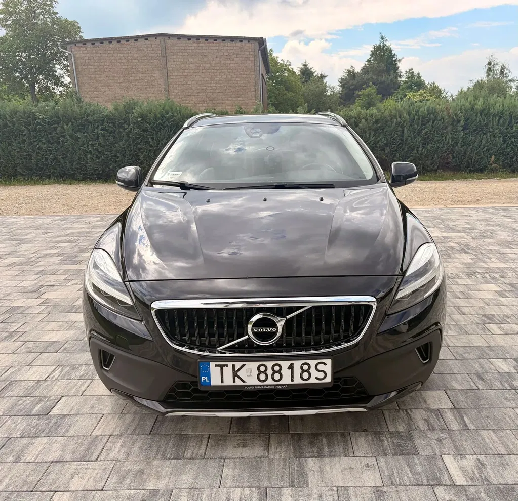 Zdjęcie: 2017 Volvo V40