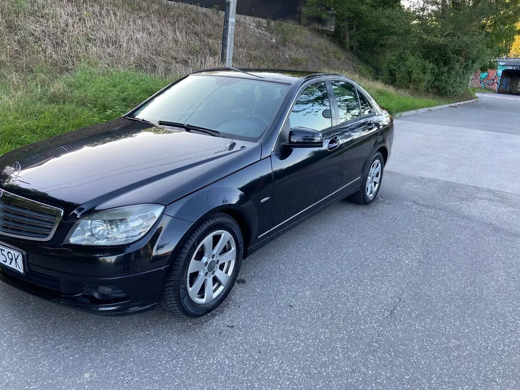 Zdjęcie: 2009 Mercedes-Benz C Klasa