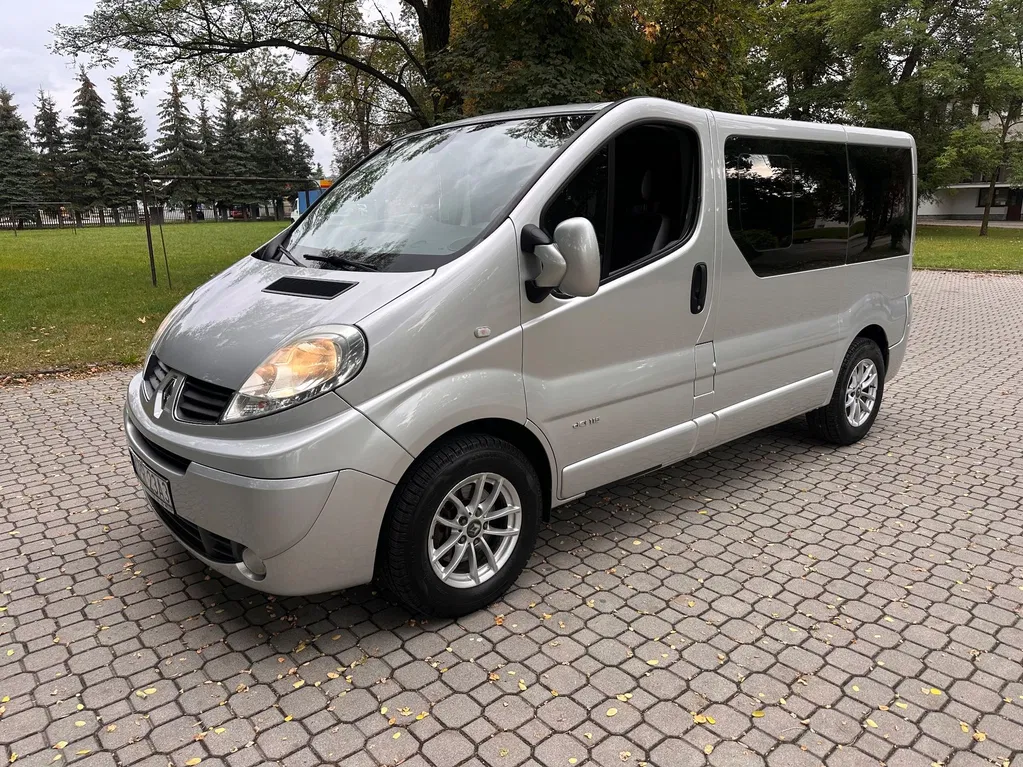 Zdjęcie: 2010 Renault Trafic