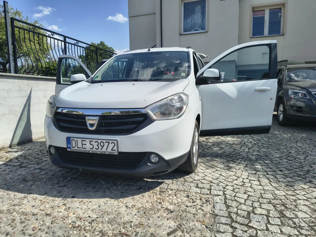 Zdjęcie: 2012 Dacia Lodgy