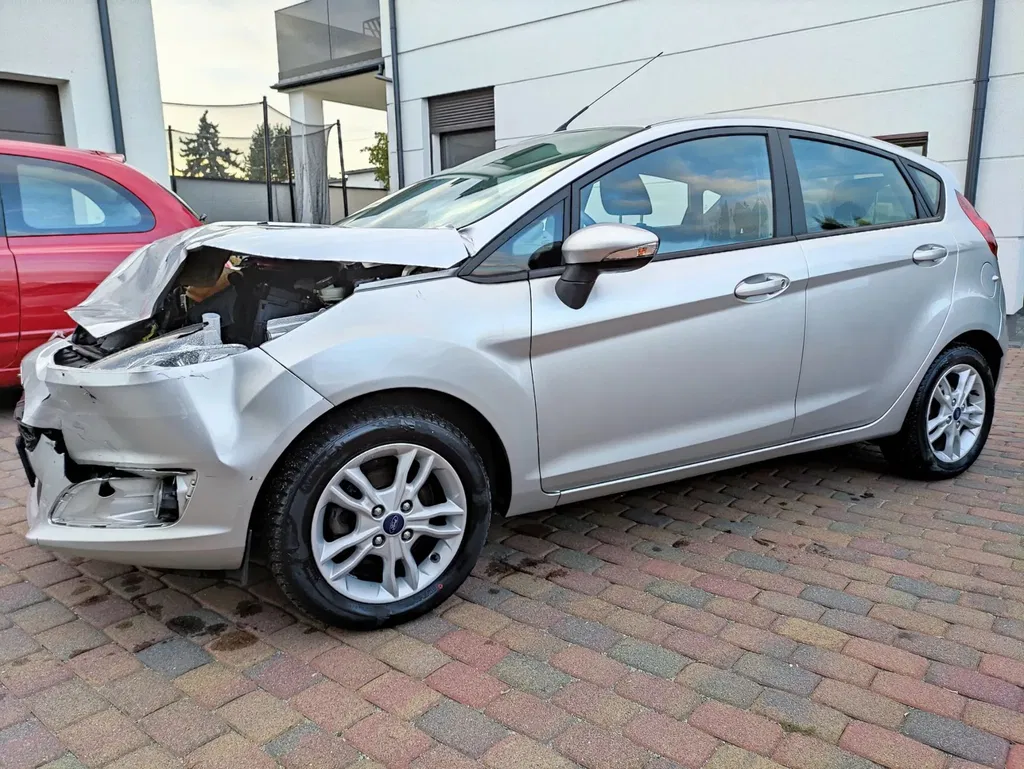 Zdjęcie: 2015 Ford Fiesta