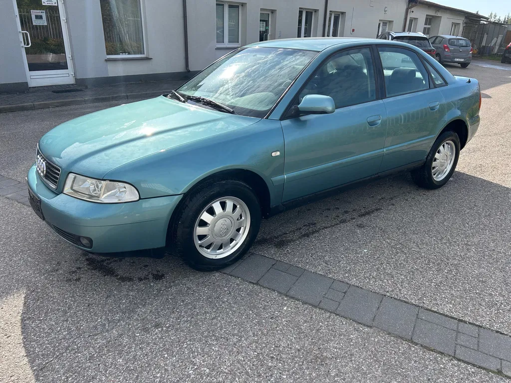 Zdjęcie: 1999 Audi A4Limousine