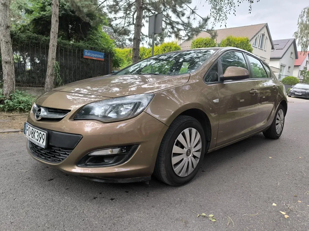 Zdjęcie: 2015 Opel Astra