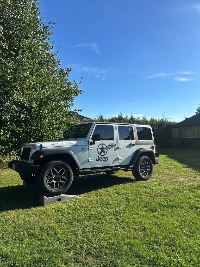 Zdjęcie: 2013 Jeep Wrangler