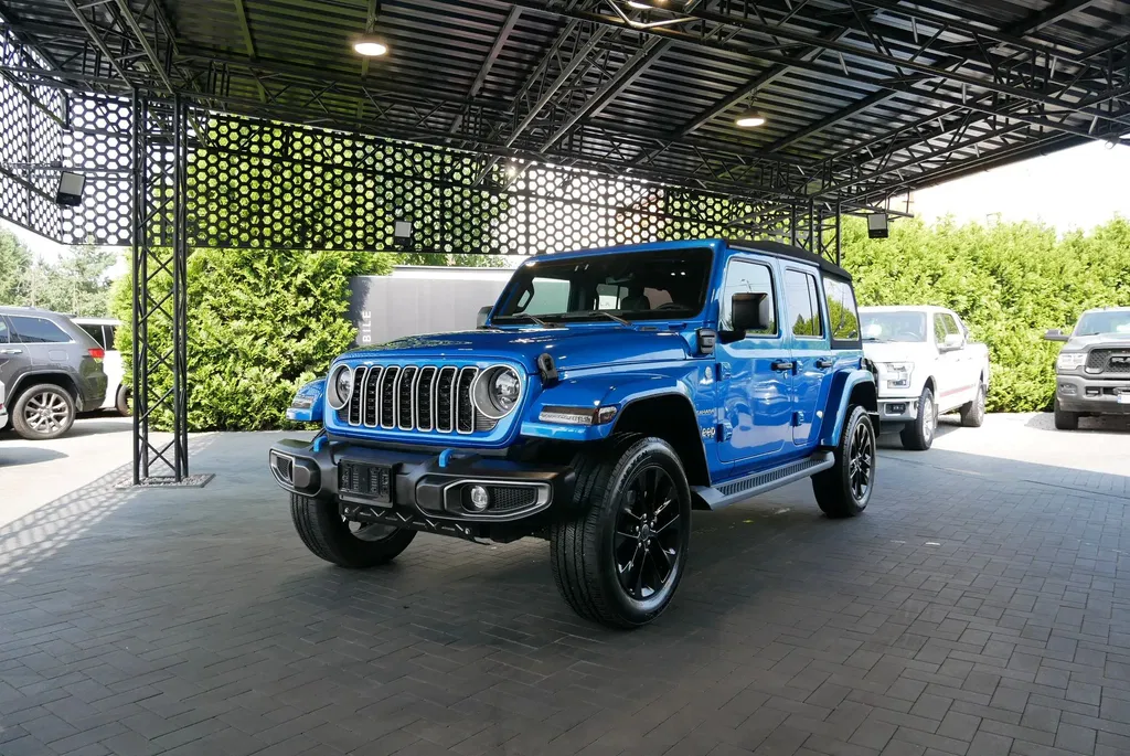 Zdjęcie: 2023 Jeep Wrangler