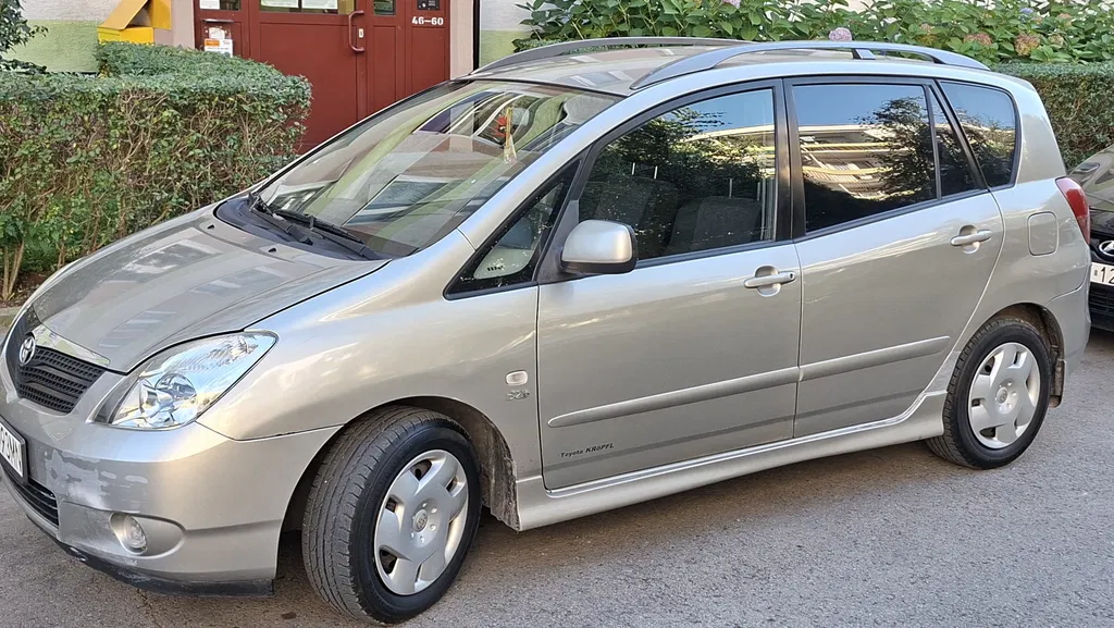 Zdjęcie: 2002 Toyota Corolla Verso