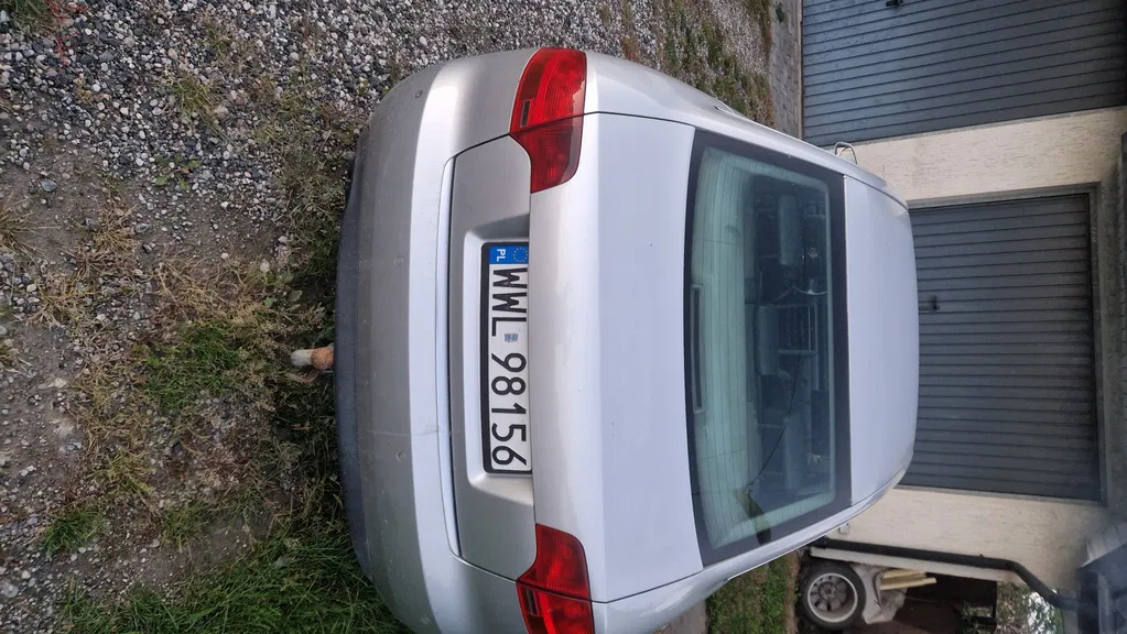 Zdjęcie: 2005 Audi A4Limousine