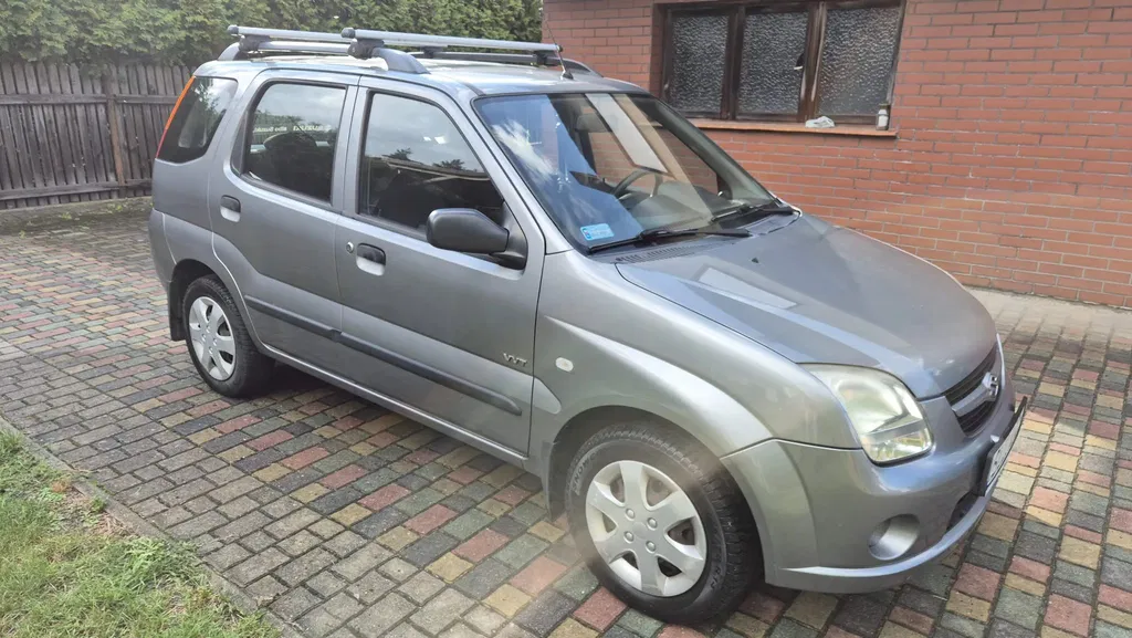 Zdjęcie: 2006 Suzuki Ignis