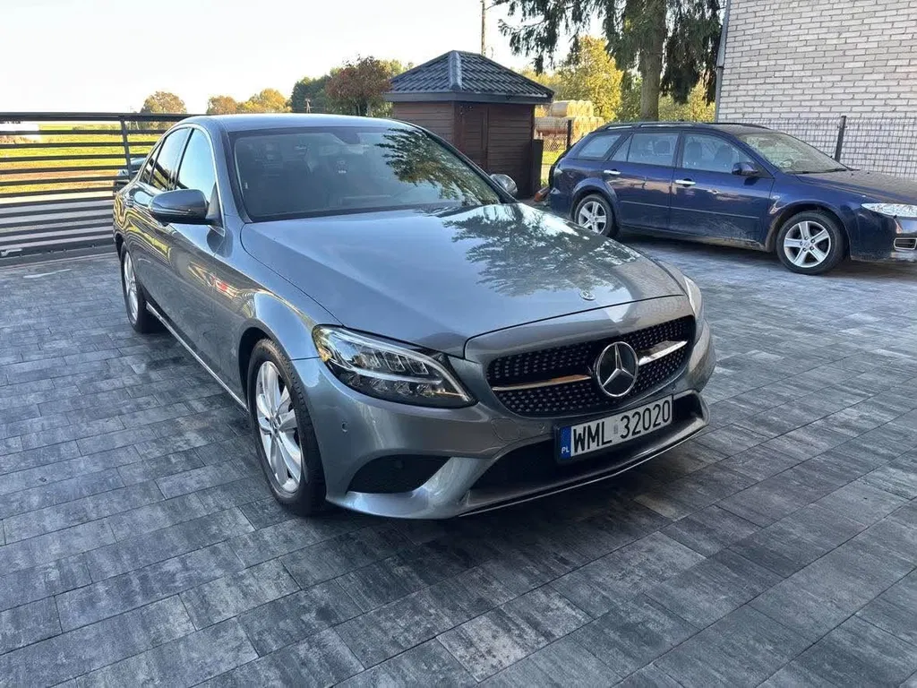 Zdjęcie: 2019 Mercedes-Benz C Klasa