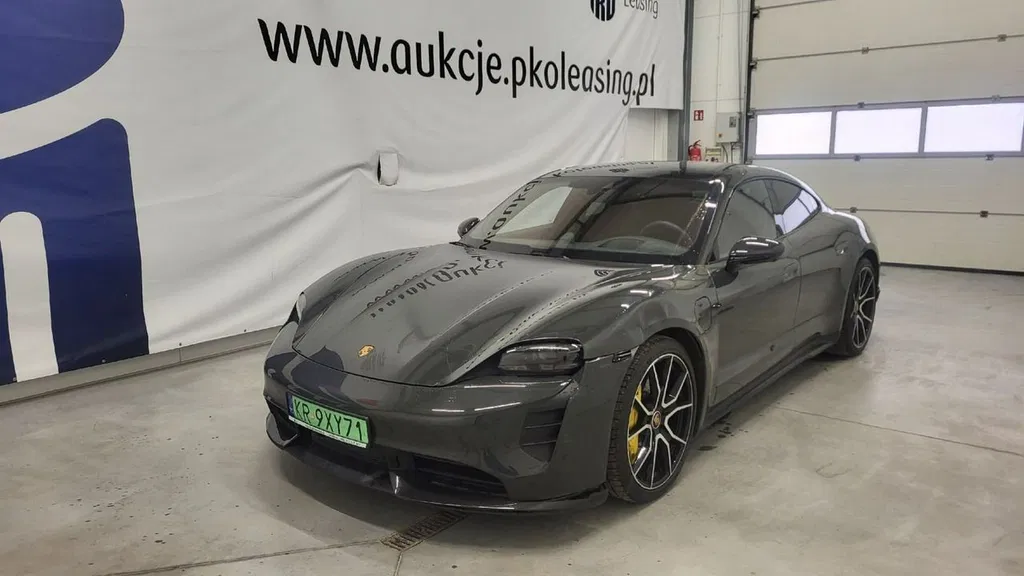 Zdjęcie: 2022 Porsche Taycan