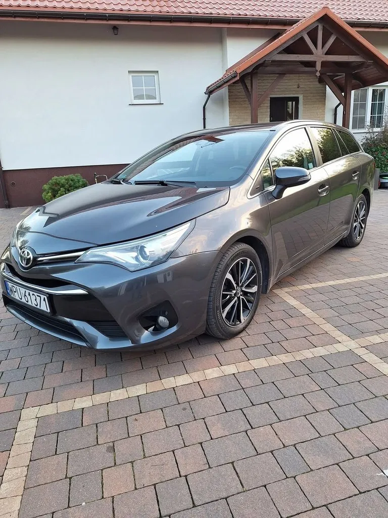 Zdjęcie: 2018 Toyota Avensis